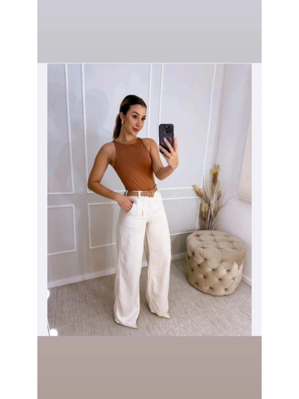 Calça Pantalona Off White em Linho