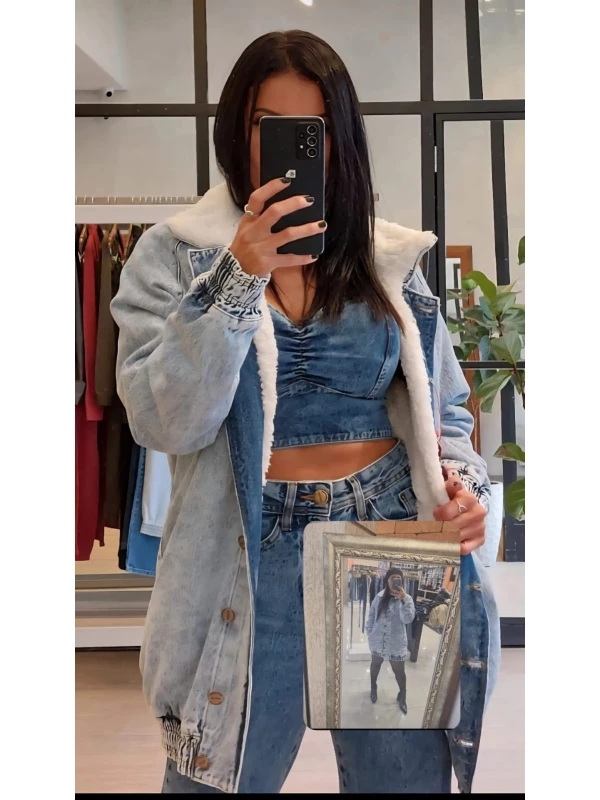 Jaqueta Jeans Forrada com Pelúcia – Oversized